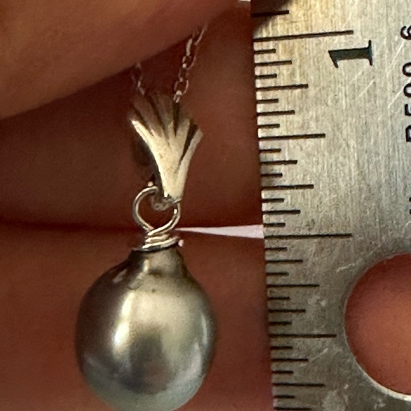 HANDMADE 8.7mm Wide Baroque TAHITIAN Cultured Pearl Necklace - 925 Silver - Picture 4 of 5